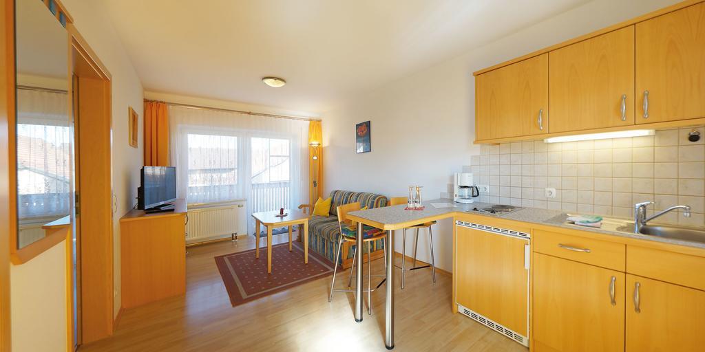 Appartement Werner Hauptenbuchner Bad Fussing Room photo